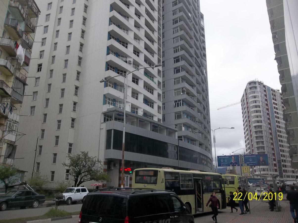 Мате Apartment Batumi Exterior foto