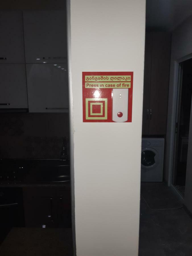 Мате Apartment Batumi Exterior foto