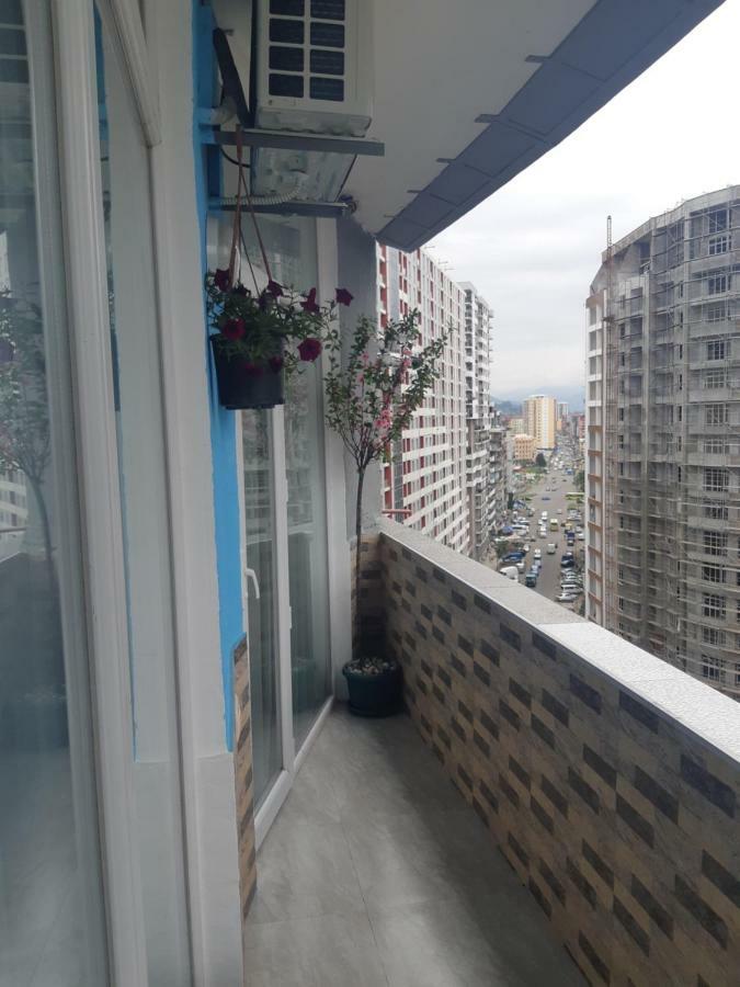 Мате Apartment Batumi Exterior foto